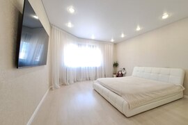 Просторная трешка на Хрустальной